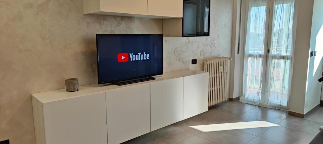 A Casa Da Joy Apartment Turin Ngoại thất bức ảnh