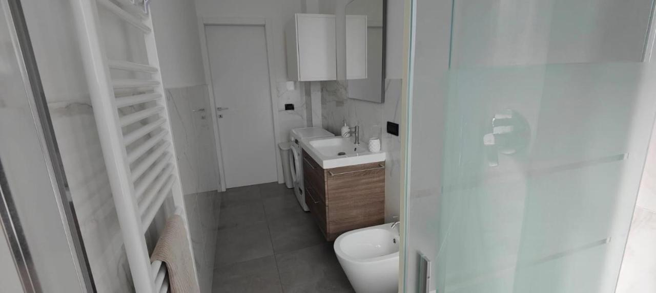 A Casa Da Joy Apartment Turin Ngoại thất bức ảnh